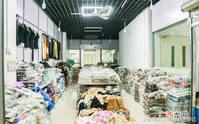 摆地摊卖袜子什么地方好卖(4种最适合人穿的袜