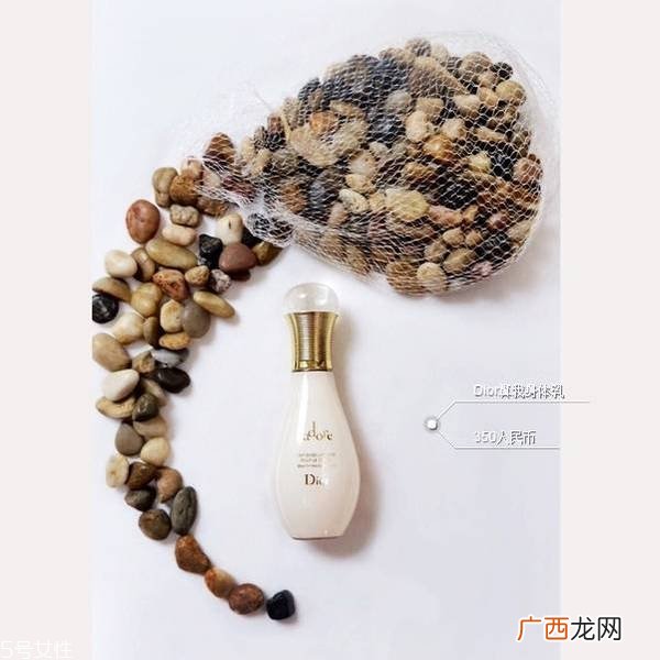 身体乳什么牌子好用又补水 好用又颜值满分身体乳推荐