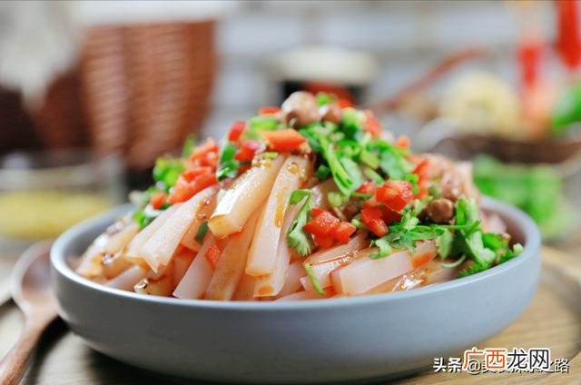网红小吃摆摊,最暴利的摆摊小吃适合一个人做的生意