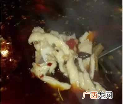 超值4人餐299 顺水鱼馆锅底有什么特色