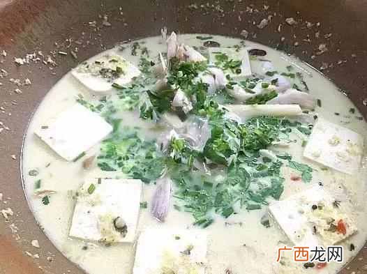 超值4人餐299 顺水鱼馆锅底有什么特色