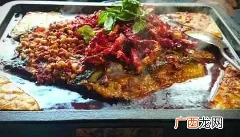 超值4人餐299 顺水鱼馆锅底有什么特色