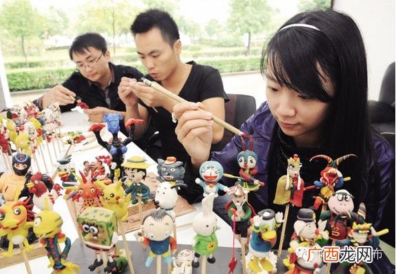 邮政储蓄10万无息贷款 大学生创业贷款要去哪里办理
