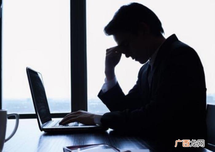 放不下那个我曾经深爱的她 放不下的感情该怎么做