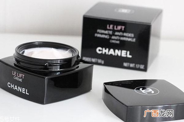 chanel智慧紧肤轻盈乳霜适合肤质 所有肤质的抗老神器