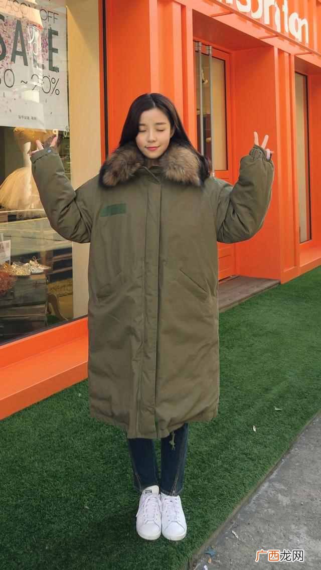 女生军绿色外套怎么搭配围巾（3个搭配技巧让你