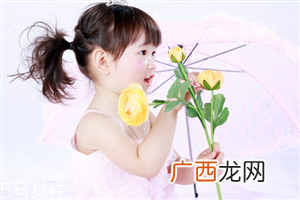 婴儿涂了防晒霜怎么洗 挑选宝宝防晒霜的注意事项