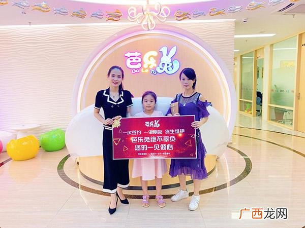 童装加盟店大概多少钱 儿童品牌服装加盟店