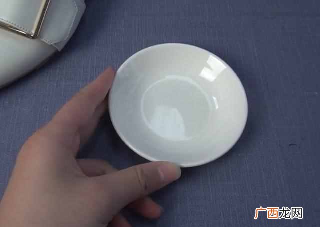 刚买的新鞋打脚怎么办(教你一招,告别磨脚血