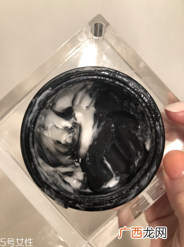 最喜欢的三款贵价面膜推荐 使用感超好的面膜