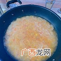 好看又好吃的番茄虾仁疙瘩汤