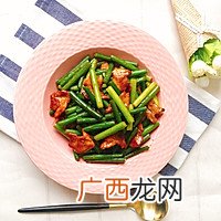蒜苔炒肉片