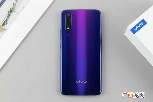 vivo智能手机性价比怎么样（vivo超薄智能手机型号
