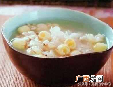 一到夏天爱出汗是怎么回事（特别爱出汗的人是