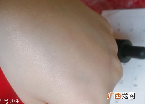精华油可以每天用吗?不建议频繁使用