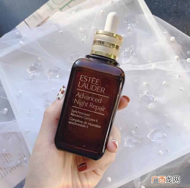 雅诗兰黛护肤品有效果吗（雅诗兰黛官网查条形