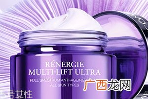 面霜分为几种类型？油性肌肤适合水包油型面霜