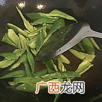 麻辣青椒炒猪肚-粤川菜的完美结合