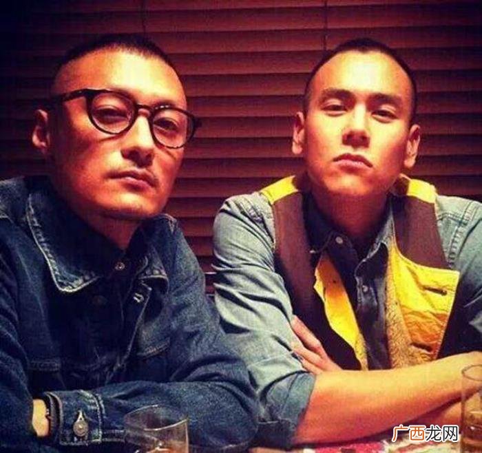 娄艺潇超话，娄艺潇李金铭互动超甜
