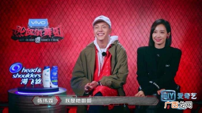 娄艺潇超话，娄艺潇李金铭互动超甜