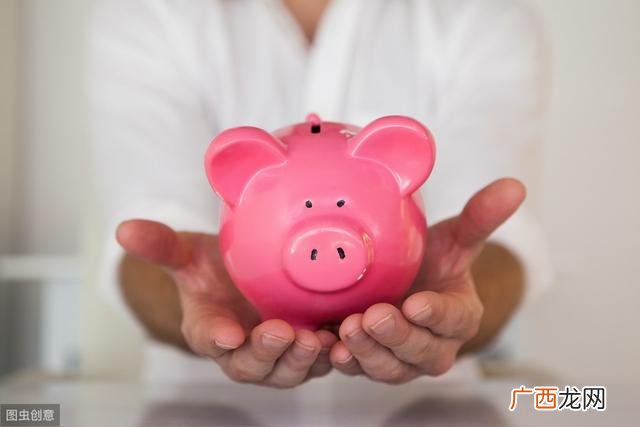 贷款10万每月利息多少 银行贷款10万容易吗