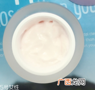 凝霜和乳霜的区别 凝霜适合夏季