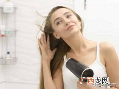 烫发后怎么打理卷发女（卷发如何打理维持卷度