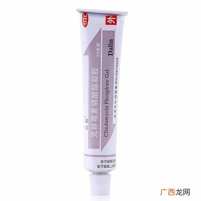 长期痘印痘坑怎么消除（长痘痘如何克服自卑感