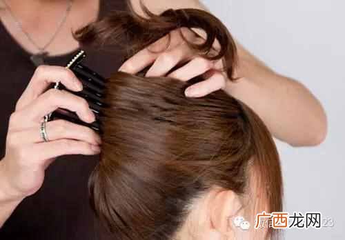 怎么用簪子盘头发不散(懒人如何扎出简单漂亮头