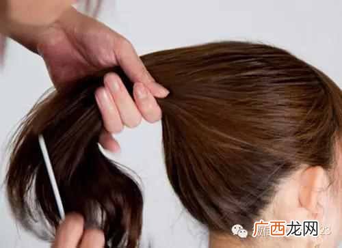 怎么用簪子盘头发不散(懒人如何扎出简单漂亮头