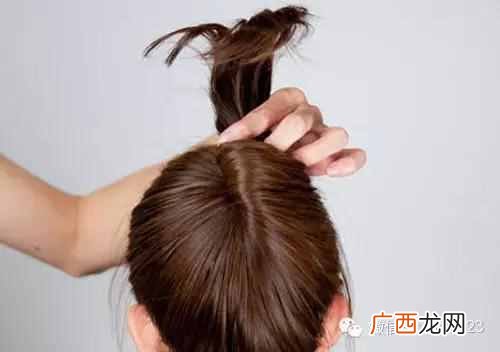怎么用簪子盘头发不散(懒人如何扎出简单漂亮头