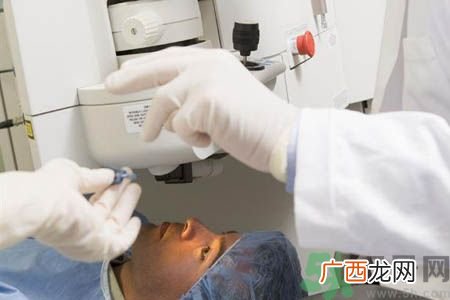 白内障可以治愈吗？白内障症状有哪些？