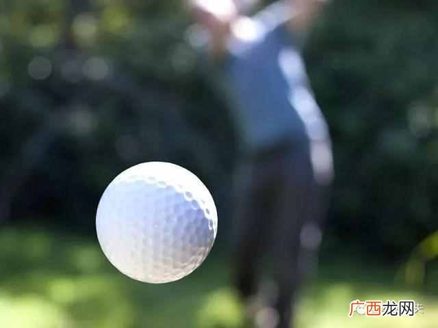 高尔夫球杆击球距离表 高尔夫球打多远算远