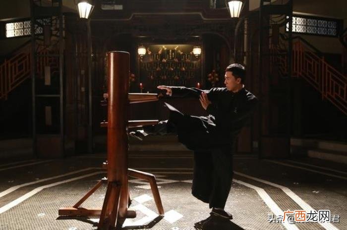梁朝伟甄子丹，梁朝伟和甄子丹把叶问演得那么神