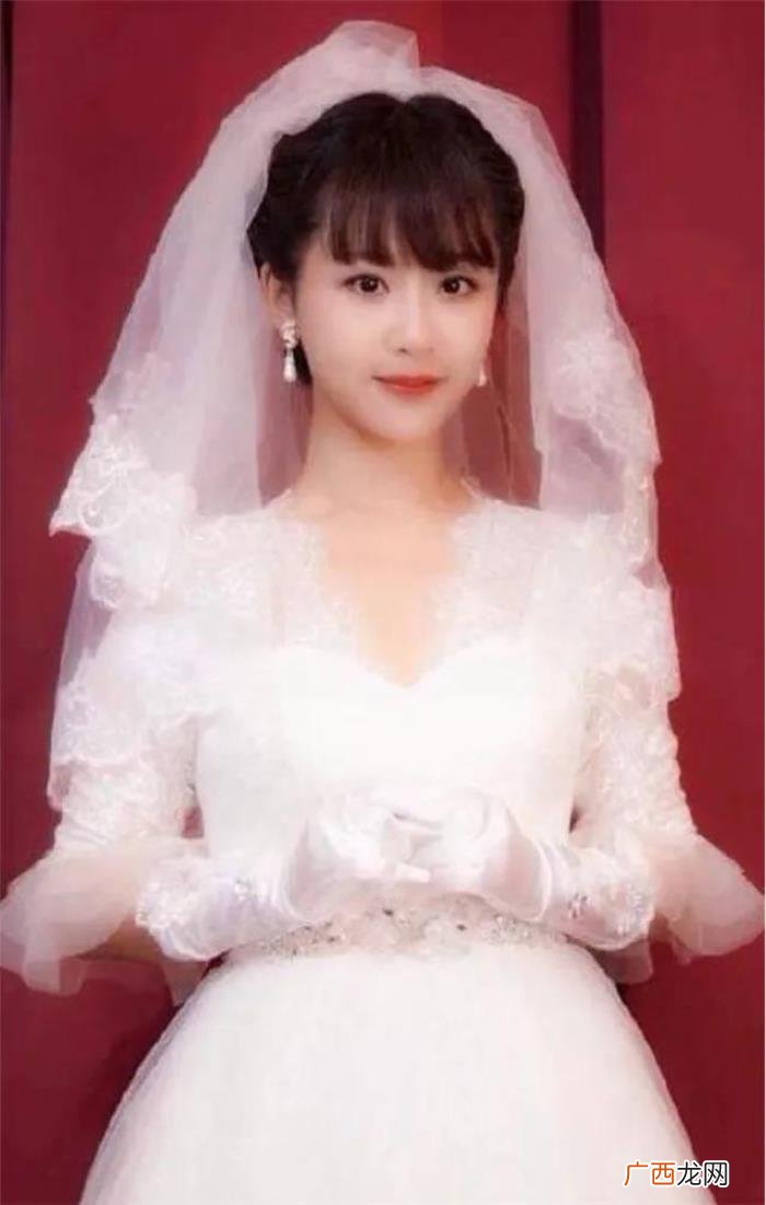 张一山的女朋友杨紫,杨紫被曝和张一山领证结婚