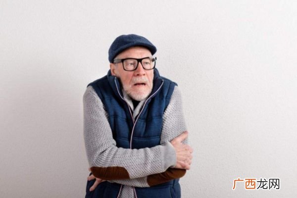 白血病是怎么引起的血癌有哪些症状