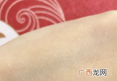 纯露可以直接抹脸上吗？
