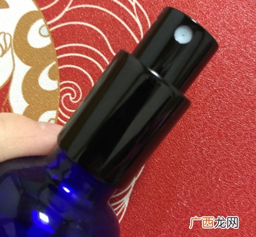 纯露可以直接抹脸上吗？