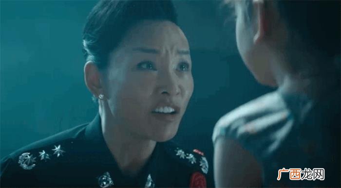 一个眼神就能秒杀一切 遇到眼神有穿透力的人