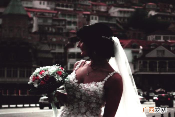 离婚证办理材料需要哪些 办理离婚登记申请需要带什么