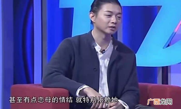 吴亦凡早年经历，剖析吴亦凡、霍尊成长经历
