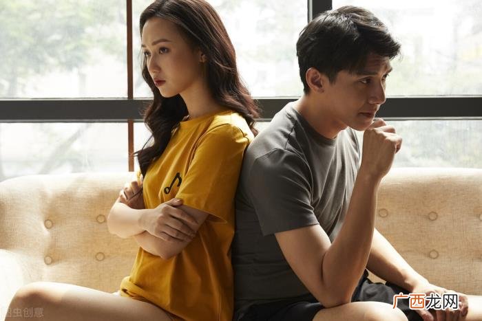 女朋友突然说分手怎么办,女朋友说分手拉黑怎么办