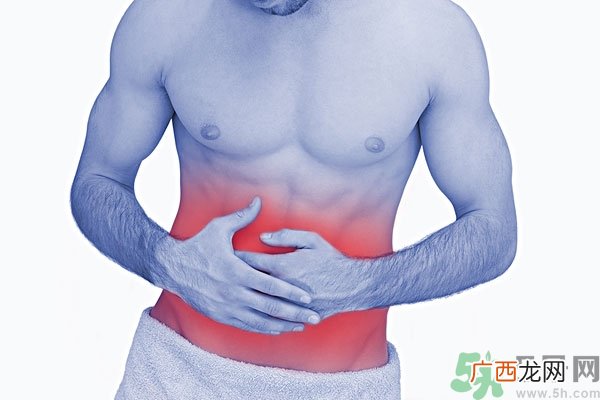 右上腹部疼痛的可能原因？右上腹部隐痛的病因胁骨下按压痛