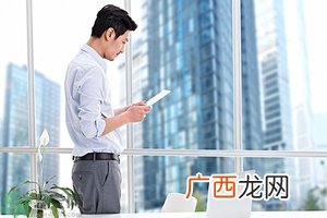 包皮有白色污垢是怎么回事？包皮里面有白色东西是什么很臭