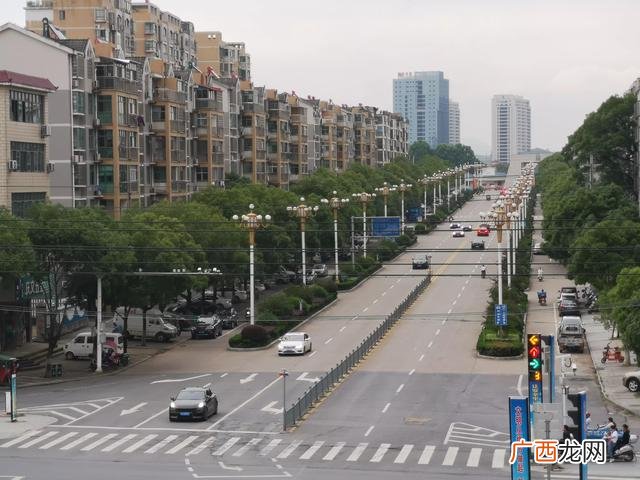 适合小县城的41个投资,2021年最火爆的行业