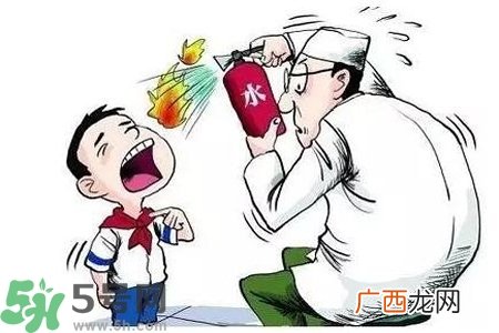 慢性咽炎的发病因素？慢性咽炎的并发症有哪些？
