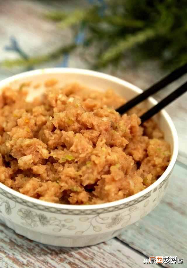饺子馅怎么做才有汤汁（新手开饺子馆注意事项