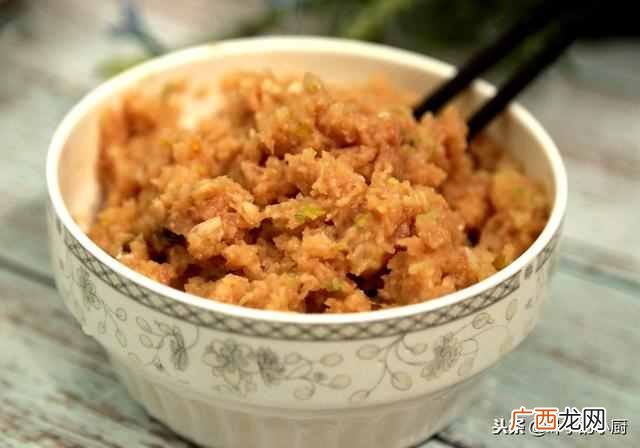 饺子馅怎么做才有汤汁（新手开饺子馆注意事项