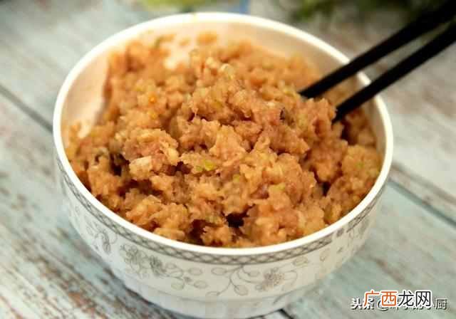 饺子馅怎么做才有汤汁（新手开饺子馆注意事项