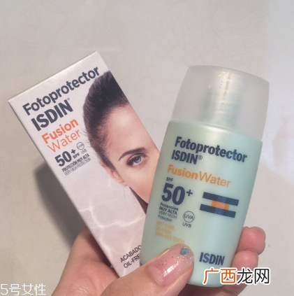 怡思丁多维光护沁融水感防晒液怎么样 不油不水